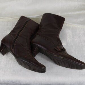 AEROSOLES WOMENS 8.5 BOOTS SHOES